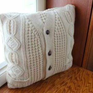 Upcycling pull en coussin